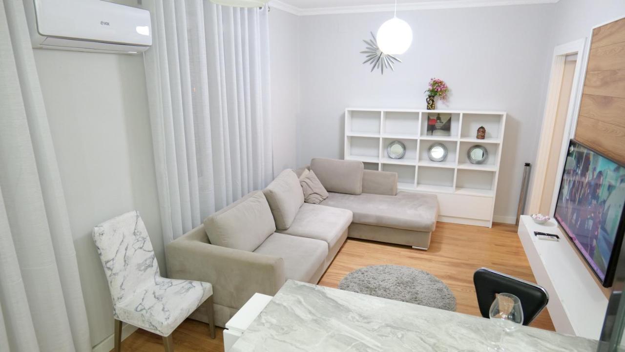 City Center Apartment Niko 04 Тирана Екстер'єр фото