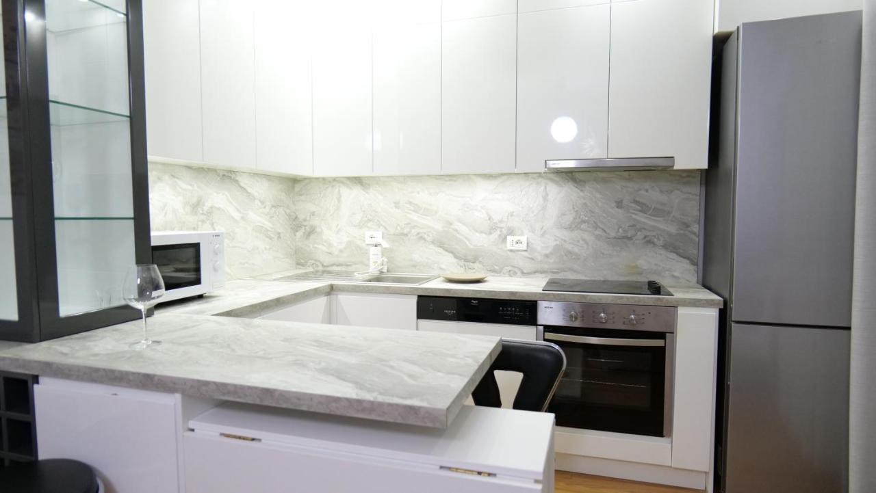 City Center Apartment Niko 04 Тирана Екстер'єр фото