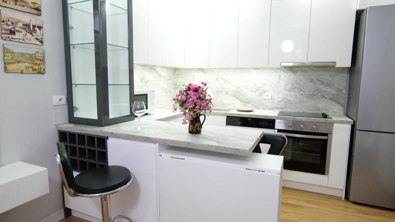 City Center Apartment Niko 04 Тирана Екстер'єр фото