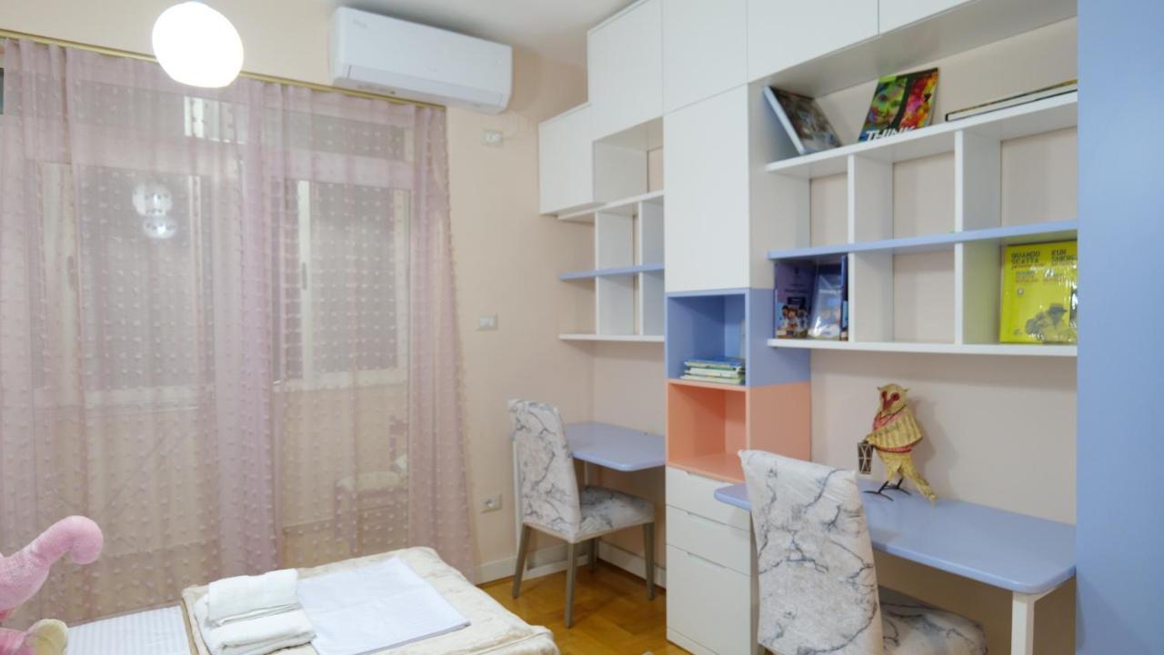 City Center Apartment Niko 04 Тирана Екстер'єр фото