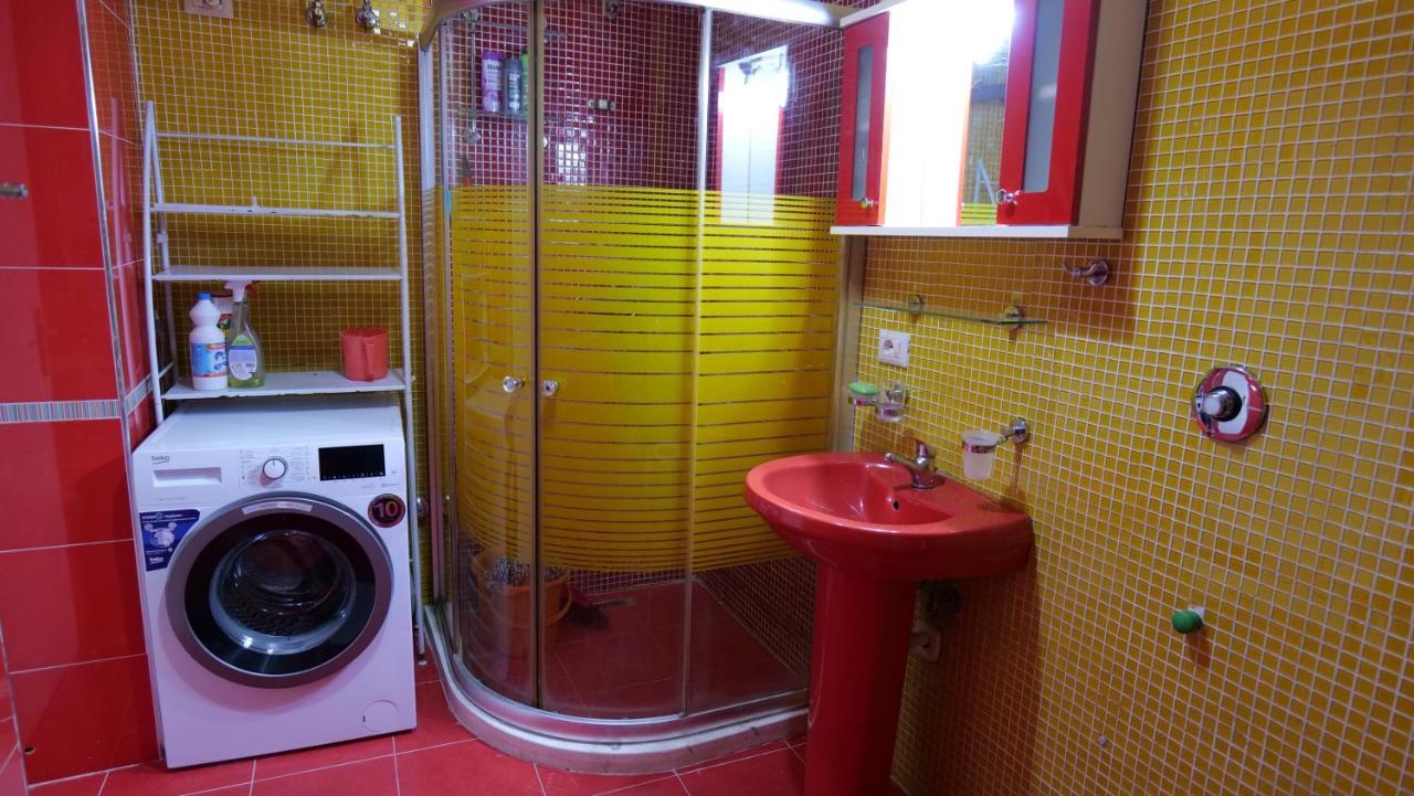 City Center Apartment Niko 04 Тирана Екстер'єр фото