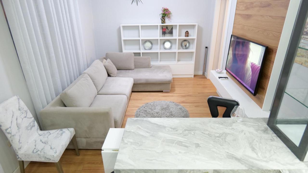 City Center Apartment Niko 04 Тирана Екстер'єр фото