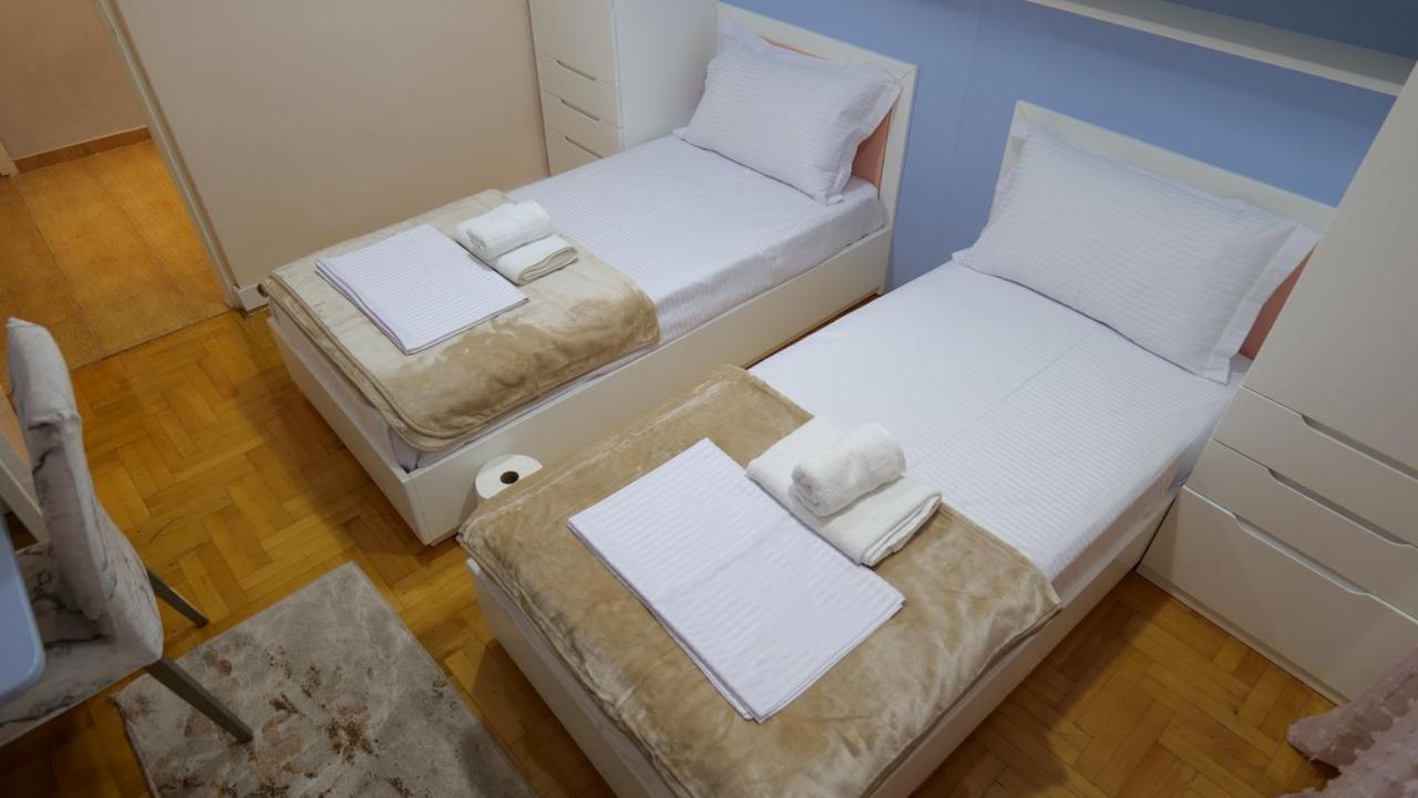 City Center Apartment Niko 04 Тирана Екстер'єр фото