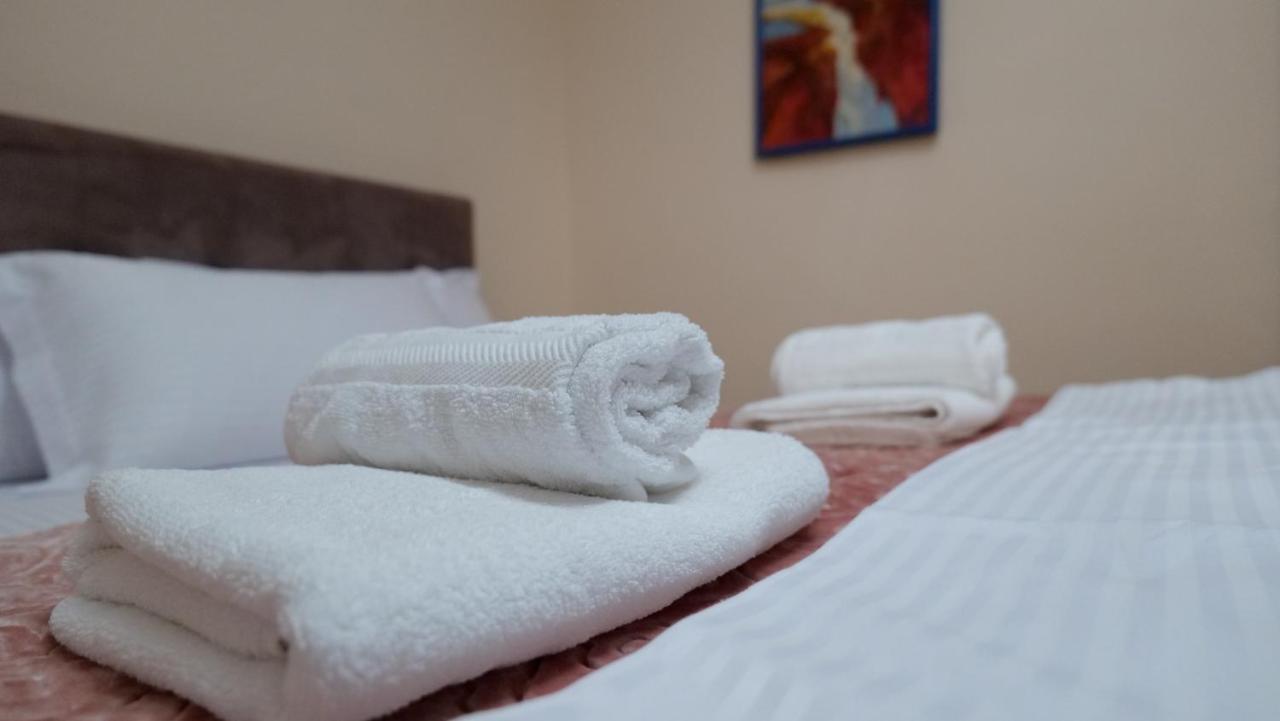 City Center Apartment Niko 04 Тирана Екстер'єр фото